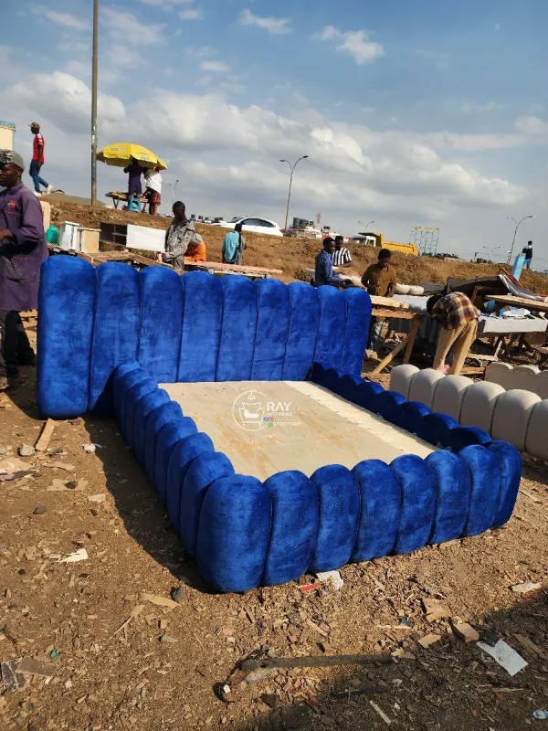 Queen size bubble bed