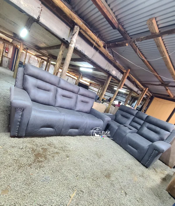 Recliner seat 5 seater 